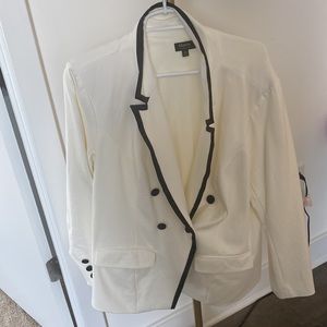 Marée Pour Toi Cream Colored Double Breasted Blazer Black Trim Size 18